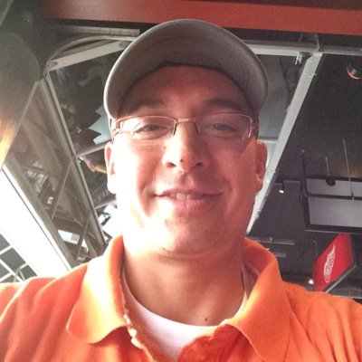 Profile Picture of Mark Velarde (@markvelarde07) on Twitter