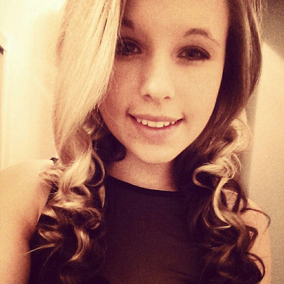 Profile Picture of Jena Bachowski (@jenaraee4) on Poshmark