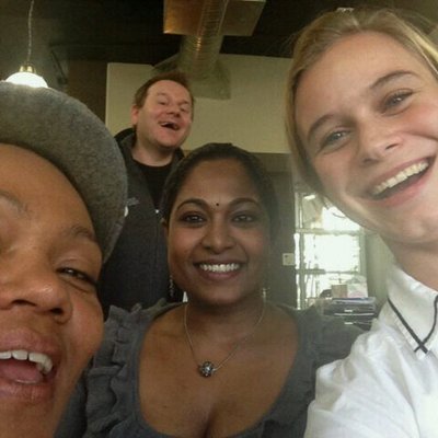 Profile Picture of Suzanne Engel-Marais (@Sufaiualiam) on Twitter