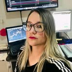 Profile Picture of Stephanne Carvalho Trader (@Stephanne-Carvalho-Trader) on Facebook