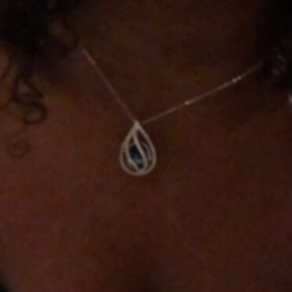 Profile Picture of Souadie Kebe (@souadie) on Poshmark