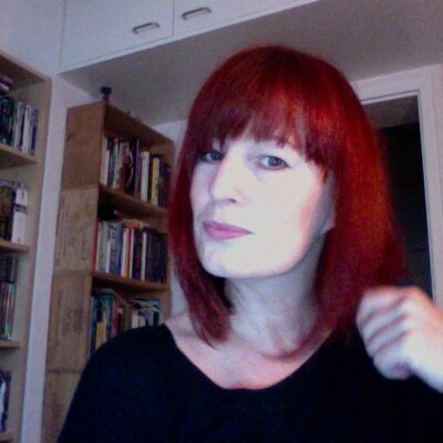 Profile Picture of Lisa Jones (@LisaJonesWeh) on Twitter