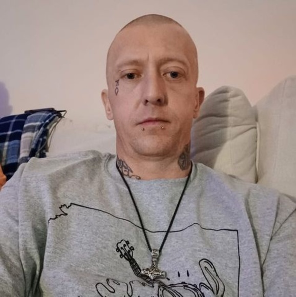 Profile Picture of Joshua Young (@youngjoshua81nl) on Poshmark