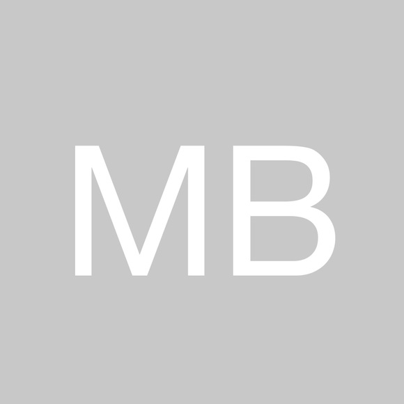 Profile Picture of Michael Brett (@mistermikes) on Poshmark