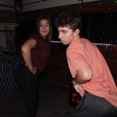 Profile Picture of Emily (@e_clauson) on Twitter