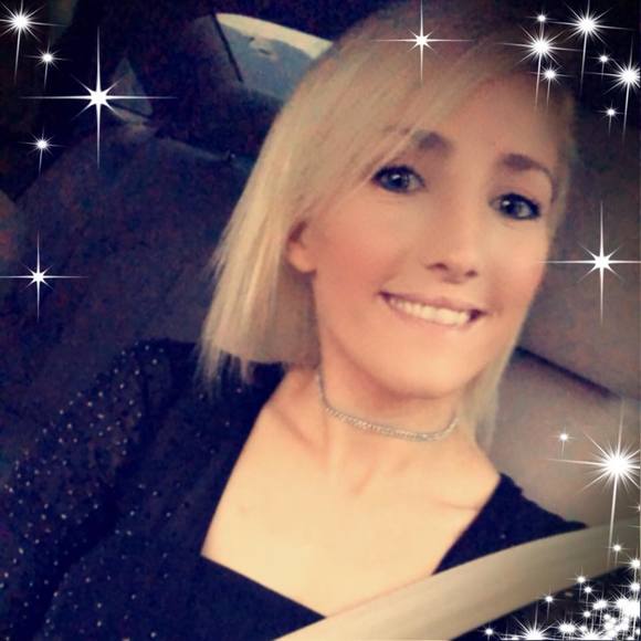 Profile Picture of Selma Muratovic (@selmamuratovic) on Poshmark