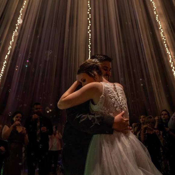 Profile Picture of Savannah Arnold (@savve) on Poshmark