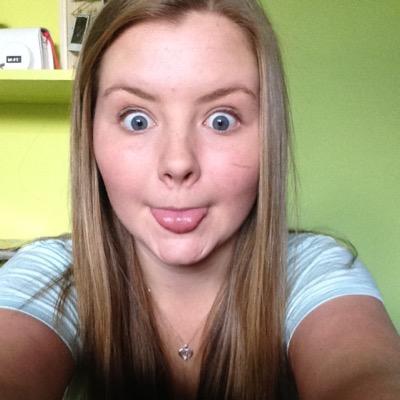 Profile Picture of Beth Cahill (@bethcahilly) on Twitter