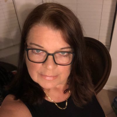 Profile Picture of Suzanne Carrier (@suzannecarrie13) on Twitter