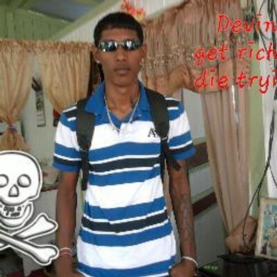 Profile Picture of Devindra Persaud (@PersaudDevindra) on Twitter