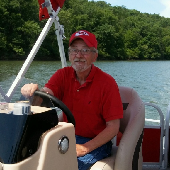 Profile Picture of Michael Shepherd (@michaelshep) on Poshmark