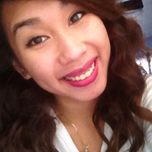 Profile Picture of Thu Thach (@cthach) on Poshmark