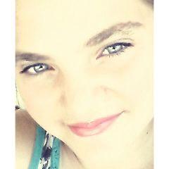 Profile Picture of Haley Strunk (@19f826ac3e94460) on Twitter