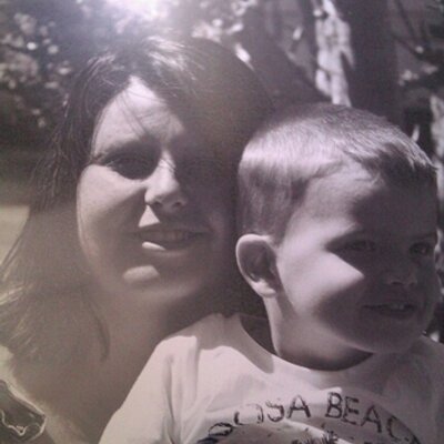 Profile Picture of Kim Strange (@kimstrange27) on Twitter