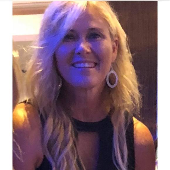 Profile Picture of Julie Raines (@myakka) on Poshmark