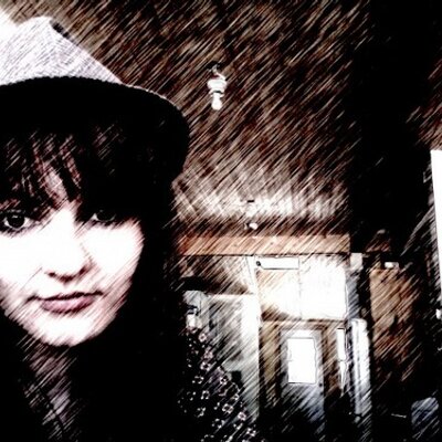 Profile Picture of Ruth Ann Pearce (@ruthiefearce) on Twitter