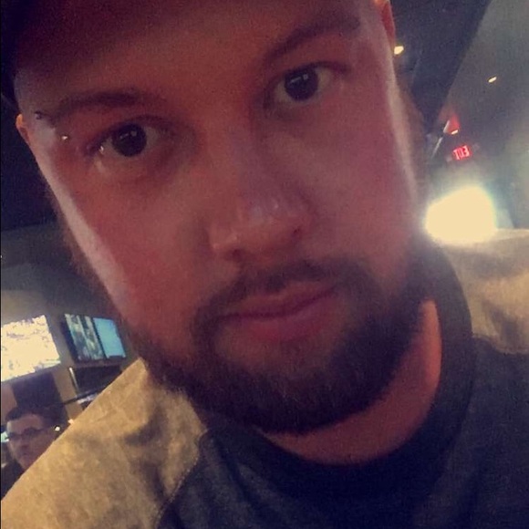 Profile Picture of Brandon Adleman (@bladleman) on Poshmark