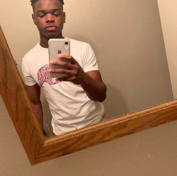 Profile Picture of Colby Andrews (@darkbane73) on Poshmark