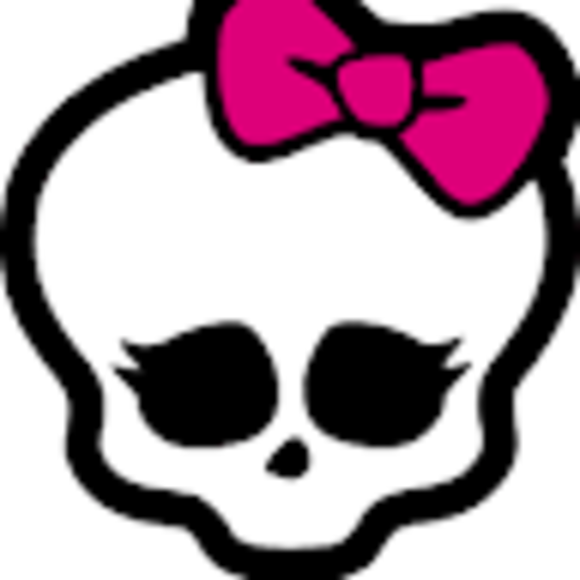 Profile Picture of Rosalina Torrez (@rxisie) on Poshmark