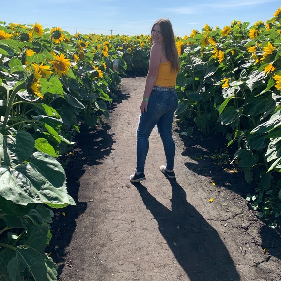 Profile Picture of Kyley Sinke (@kyleysinke) on Poshmark