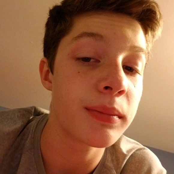 Profile Picture of Dylan Colvin (@dylan_colvin18) on Poshmark