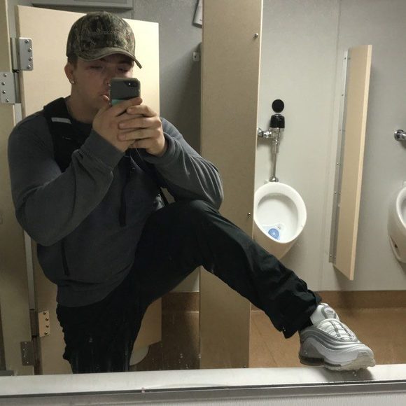 Profile Picture of Gene Hogate (@hogatgen000) on Poshmark