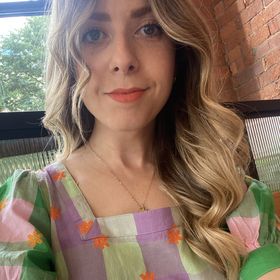 Profile Picture of Stephanie Oglesby (@sjoglesby) on Pinterest
