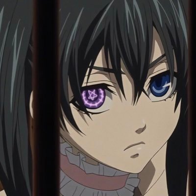 Profile Picture of Christopher Slappy (@ChrisGotGreenz) on Twitter