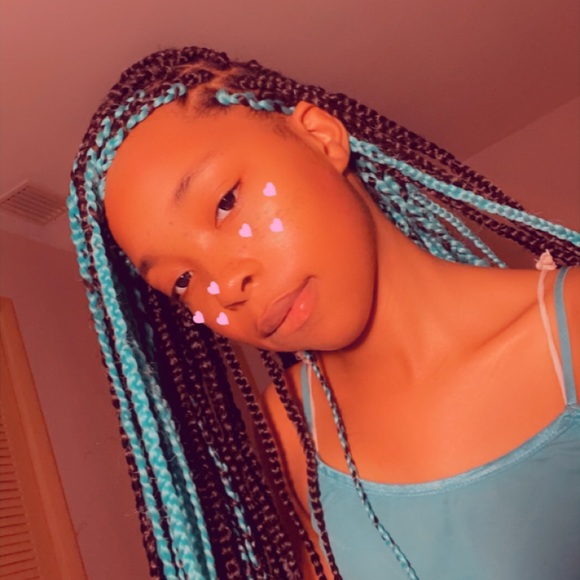 Profile Picture of Genesis Pearson (@klexxius18) on Poshmark