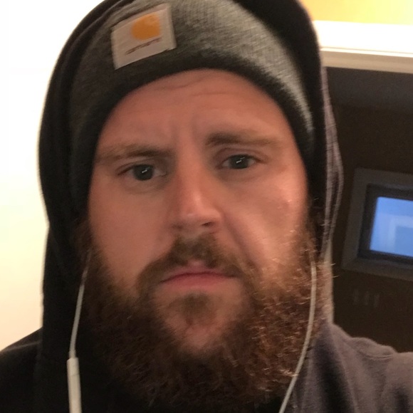 Profile Picture of Geoff Walker (@geoffwalker) on Poshmark