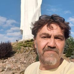 Profile Picture of josefbaek (@josefbaek) on Tiktok