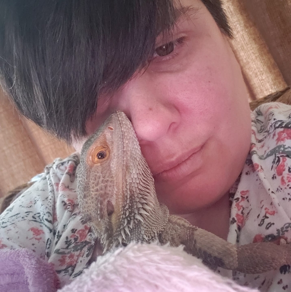 Terri Duschek - Poshmark Profile Picture of Terri Duschek (@tlwryan) on Poshmark