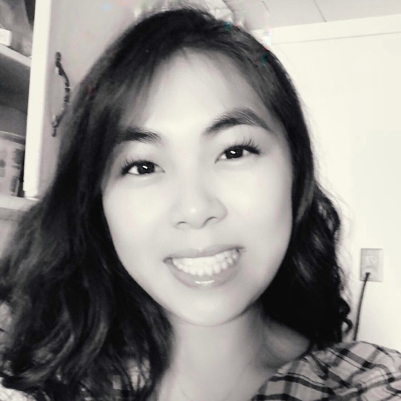 Profile Picture of Aileen Nguyen (@atlnguyen01) on Poshmark