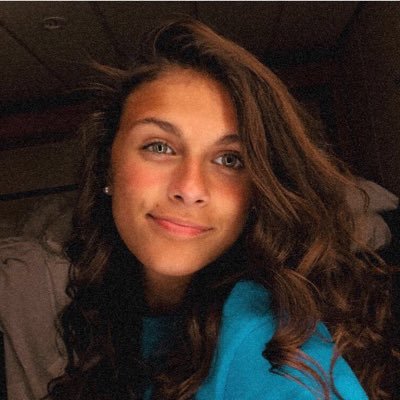 Profile Picture of Allison Stephens ;) (@allisonmakenna) on Twitter