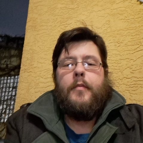 Profile Picture of David Harcus (@dmichels2046) on Poshmark