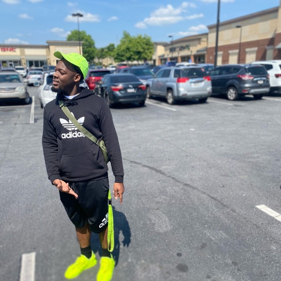 Profile Picture of Chris Louis (@chrislouis717) on Poshmark