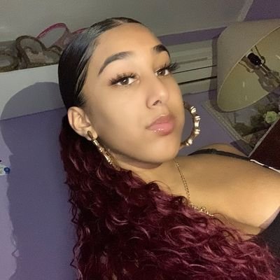 Profile Picture of Amelia Makayla Monroe (@AmeliaMonroe19) on Twitter