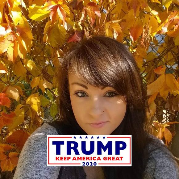 Profile Picture of Jenna Connor (@jennaconnor) on Poshmark
