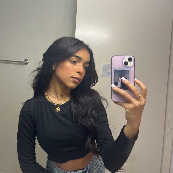 Profile Picture of Just Fabss (@fabiolamichellee) on Tiktok