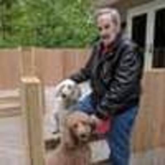 Profile Picture of Michael Ruberton (@mlr007) on Poshmark