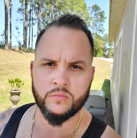 Profile Picture of Corey Lance (@sclance305) on Poshmark