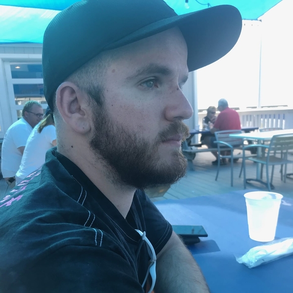 Profile Picture of Nick Clouser (@nickclouser) on Poshmark