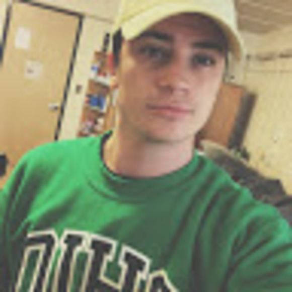 Profile Picture of Kaleb Gongwer (@kagongwer) on Poshmark