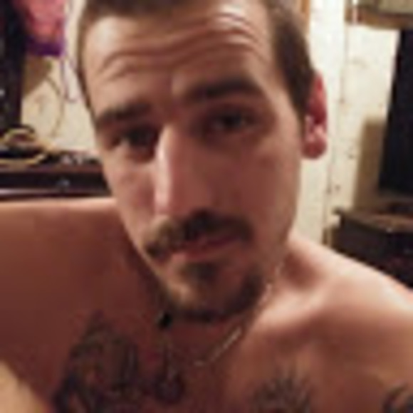 Profile Picture of Daniel Ball (@danielball340) on Poshmark