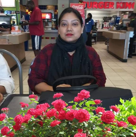 Profile Picture of Munmun rahman Rahman (@rahmanmunmun38) on Poshmark