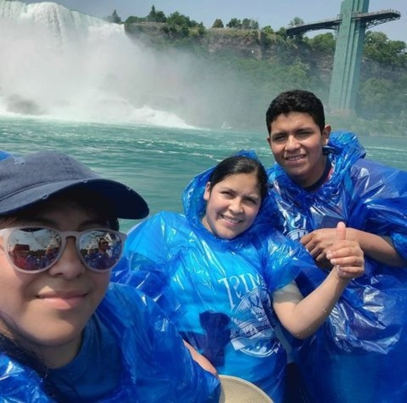 Profile Picture of Fabiola Cabrera (@liasvilla) on Poshmark