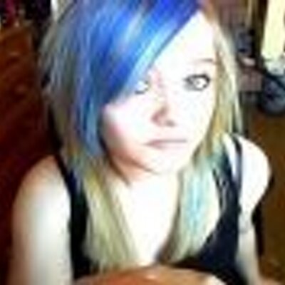 Profile Picture of Ariel Downs (@Babbitsit290) on Twitter