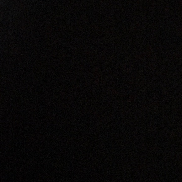 Profile Picture of Lee ann Eltomi (@leltomi) on Poshmark