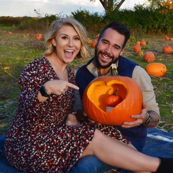 Profile Picture of Ellaina Beauchamp (@ellainab) on Poshmark