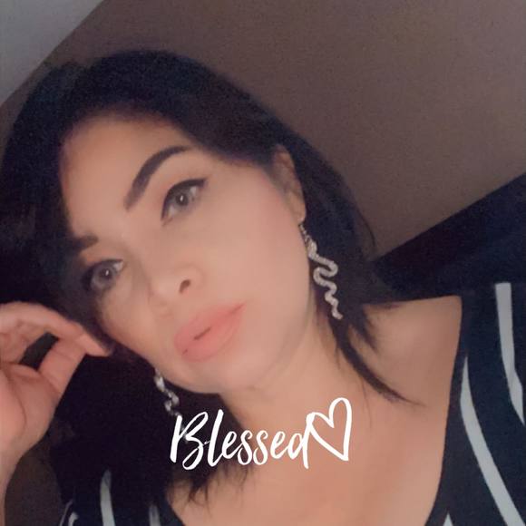 Profile Picture of Nancy Collazo (@ncollazo0774) on Poshmark